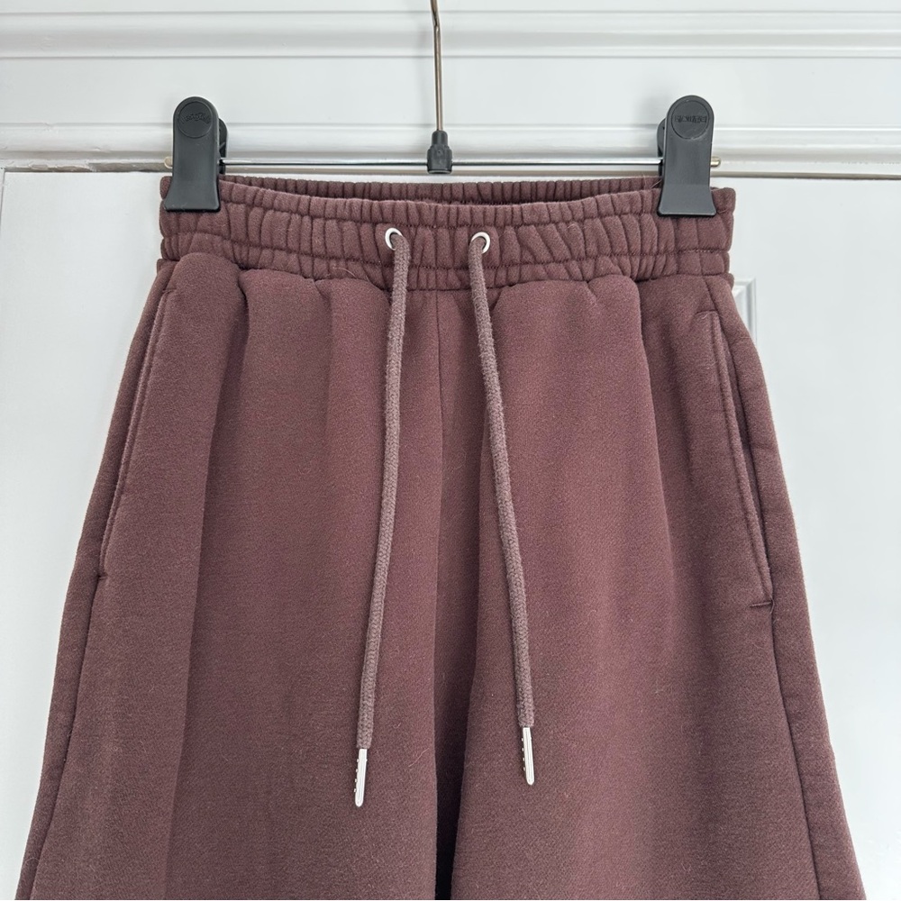 High Rise Wide Leg Sunday Sweatpant - Picture 4 of 10